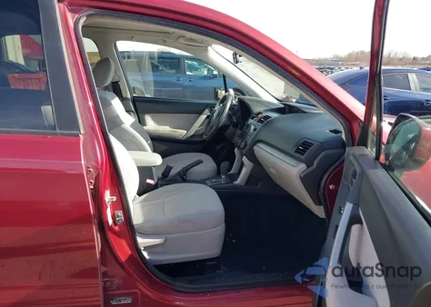 2014 Subaru Forester 2.5I Premium z USA, uszkodzony, nr VIN JF2SJAEC6EH530787